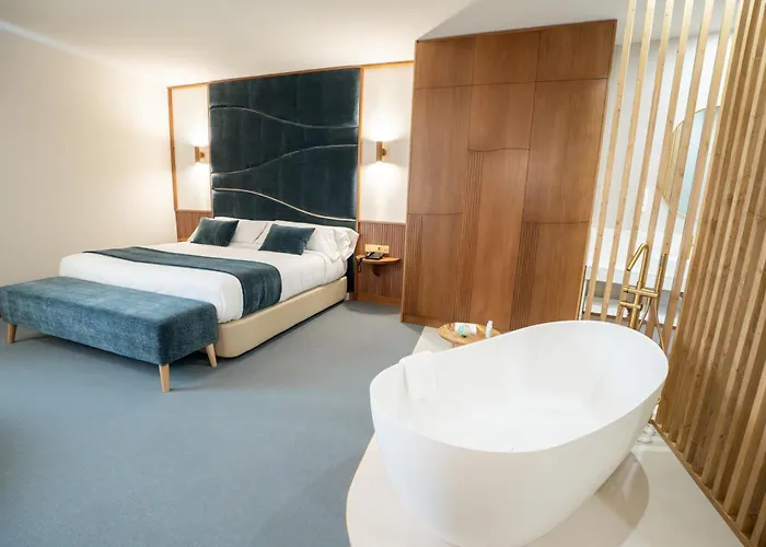 Hotel Hospedium A Mar 4*