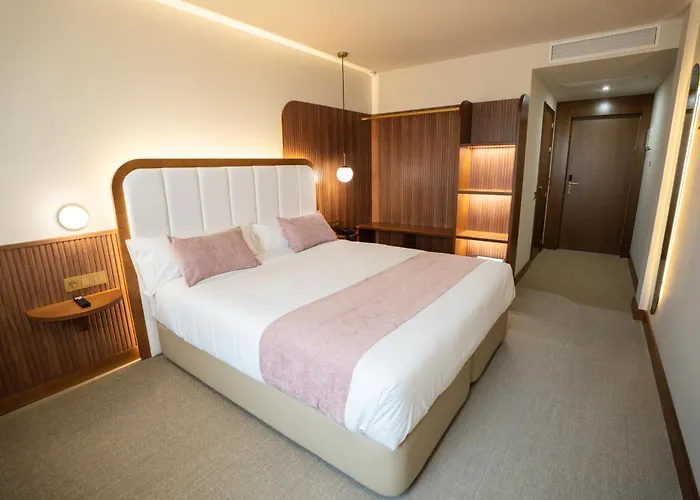 Hotel Hospedium A Mar 4*